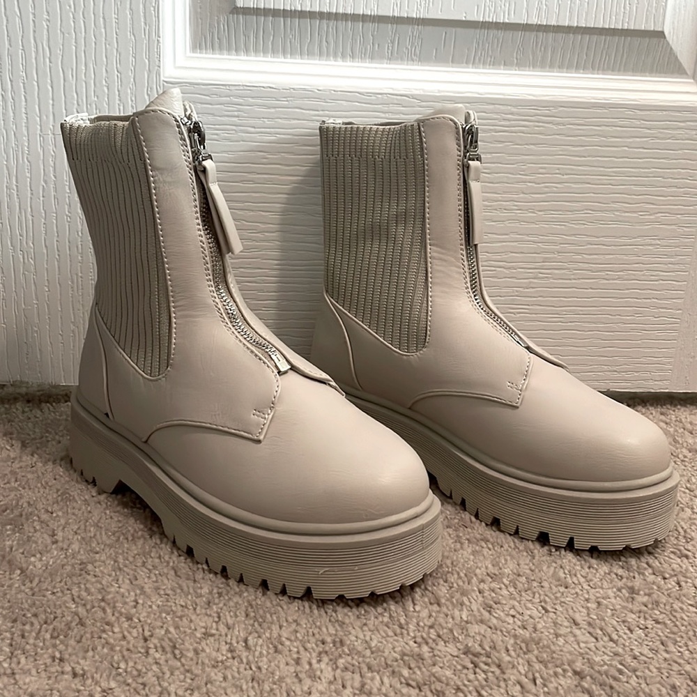 Ivory leather boots NWT